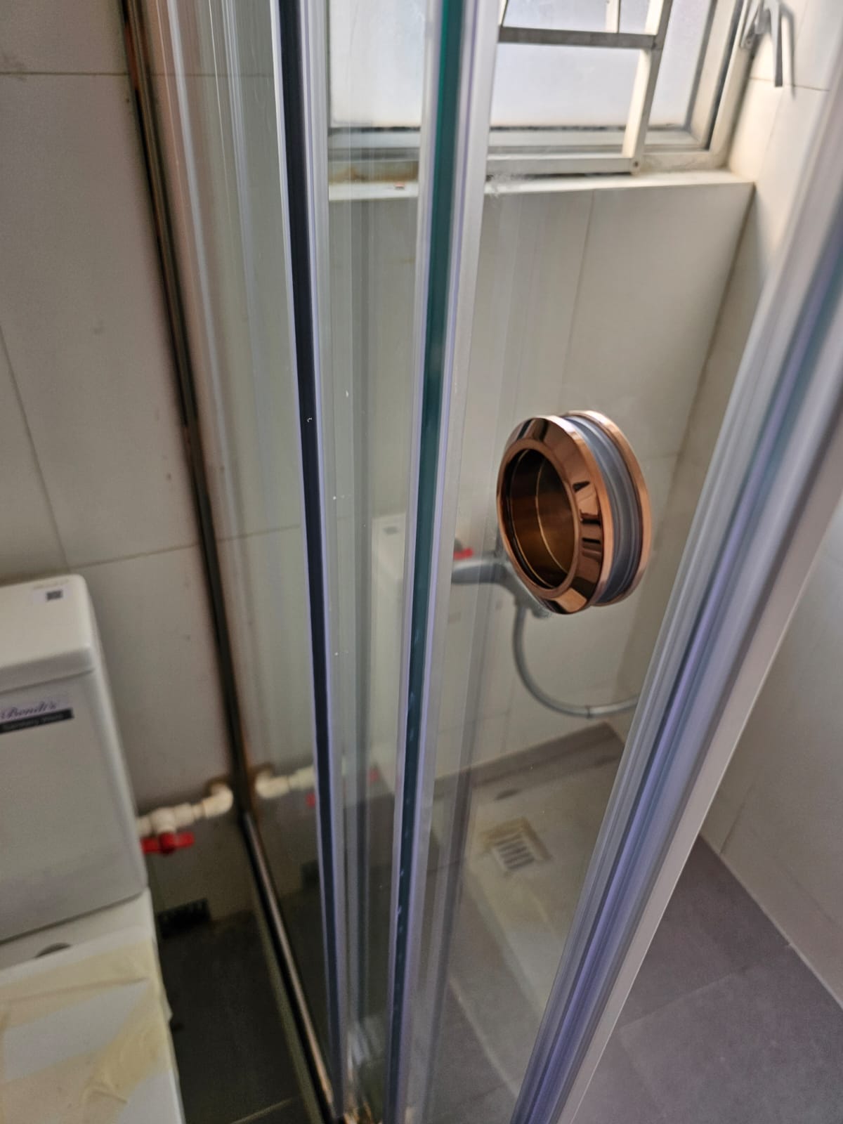 百富閣浴屏 起貨 - 鴻圖80建材倉