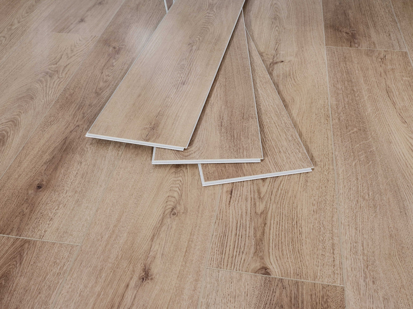 Karten 6.5mm  spc石塑地板-橡木沙(6535) Karten