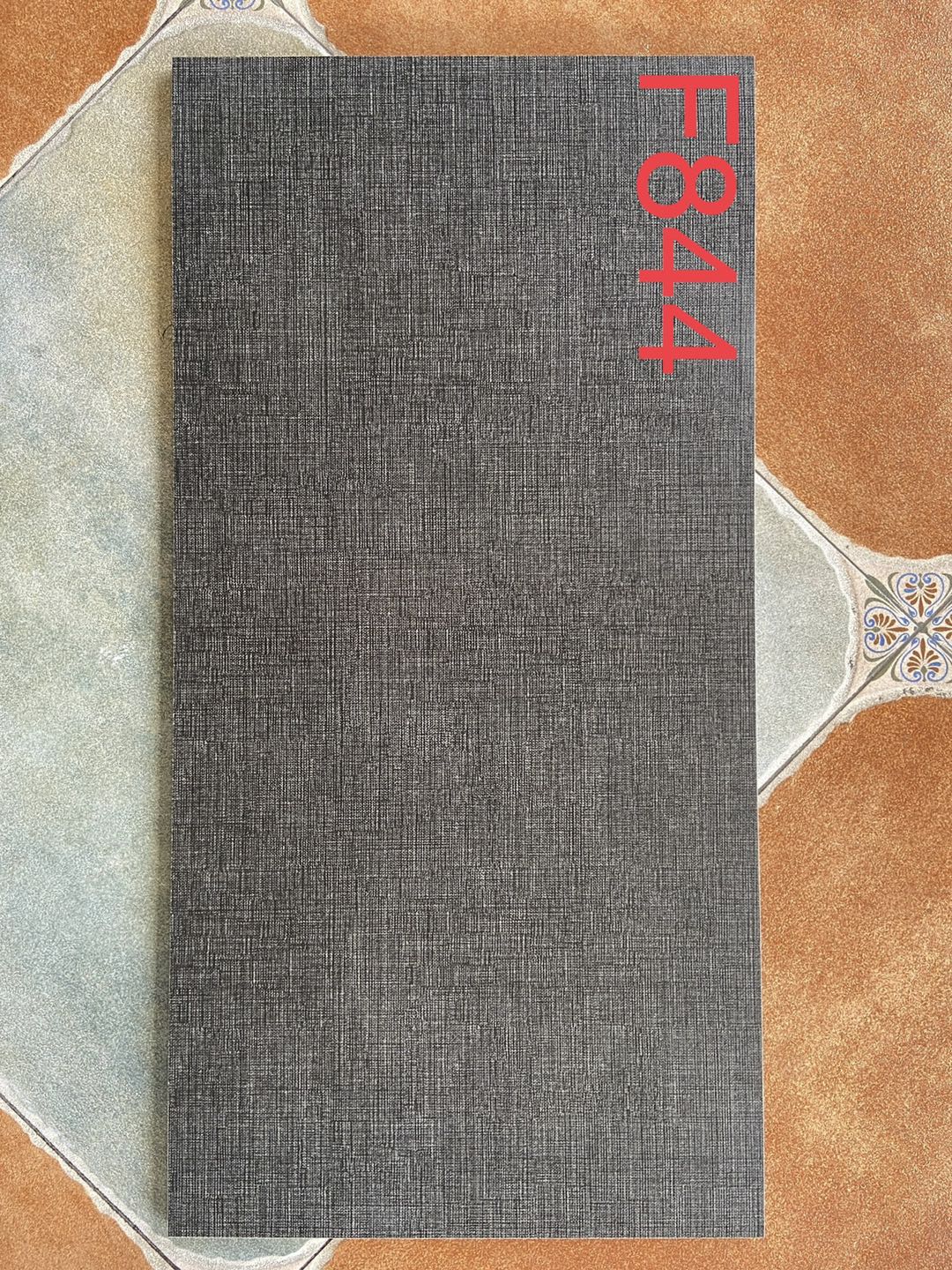 300*600MM瓷磚-F844 鴻圖80建材城