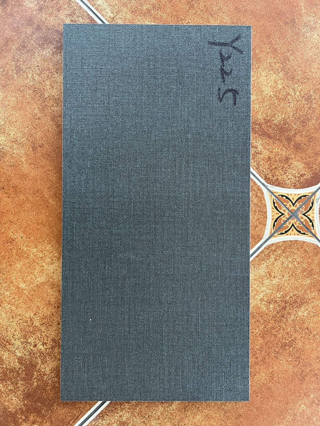 300*600MM瓷磚-Y225 鴻圖80建材城